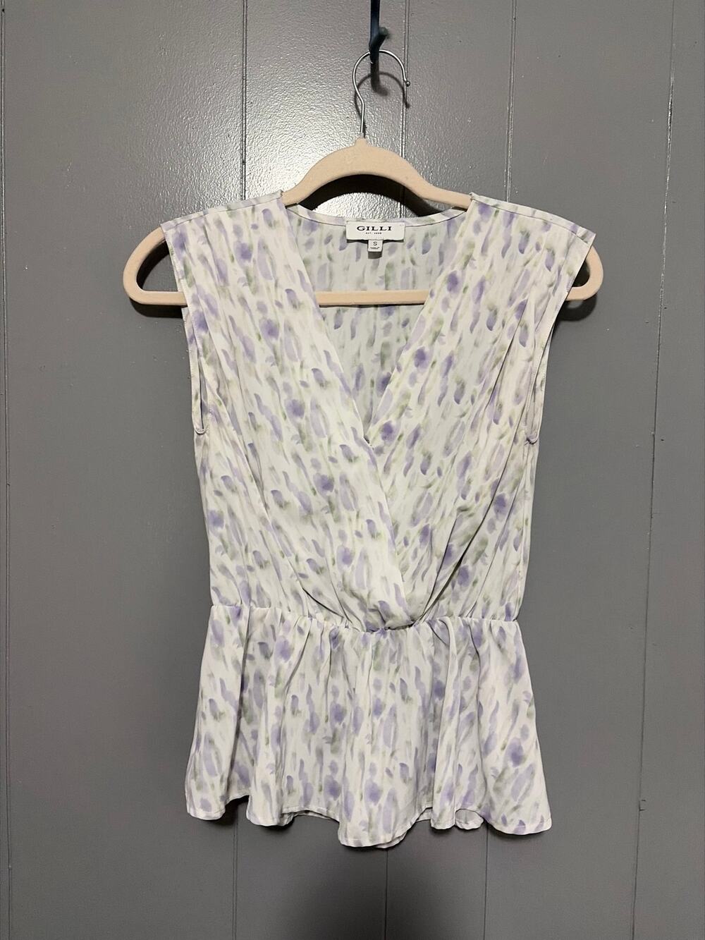 Gilli White Purple Printed Pleated Sleeveless Peplum Office Classic Top S